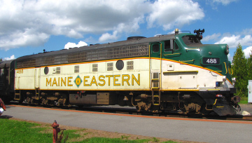 maine eastern pan train fl9 fitchburg ma 2008 am